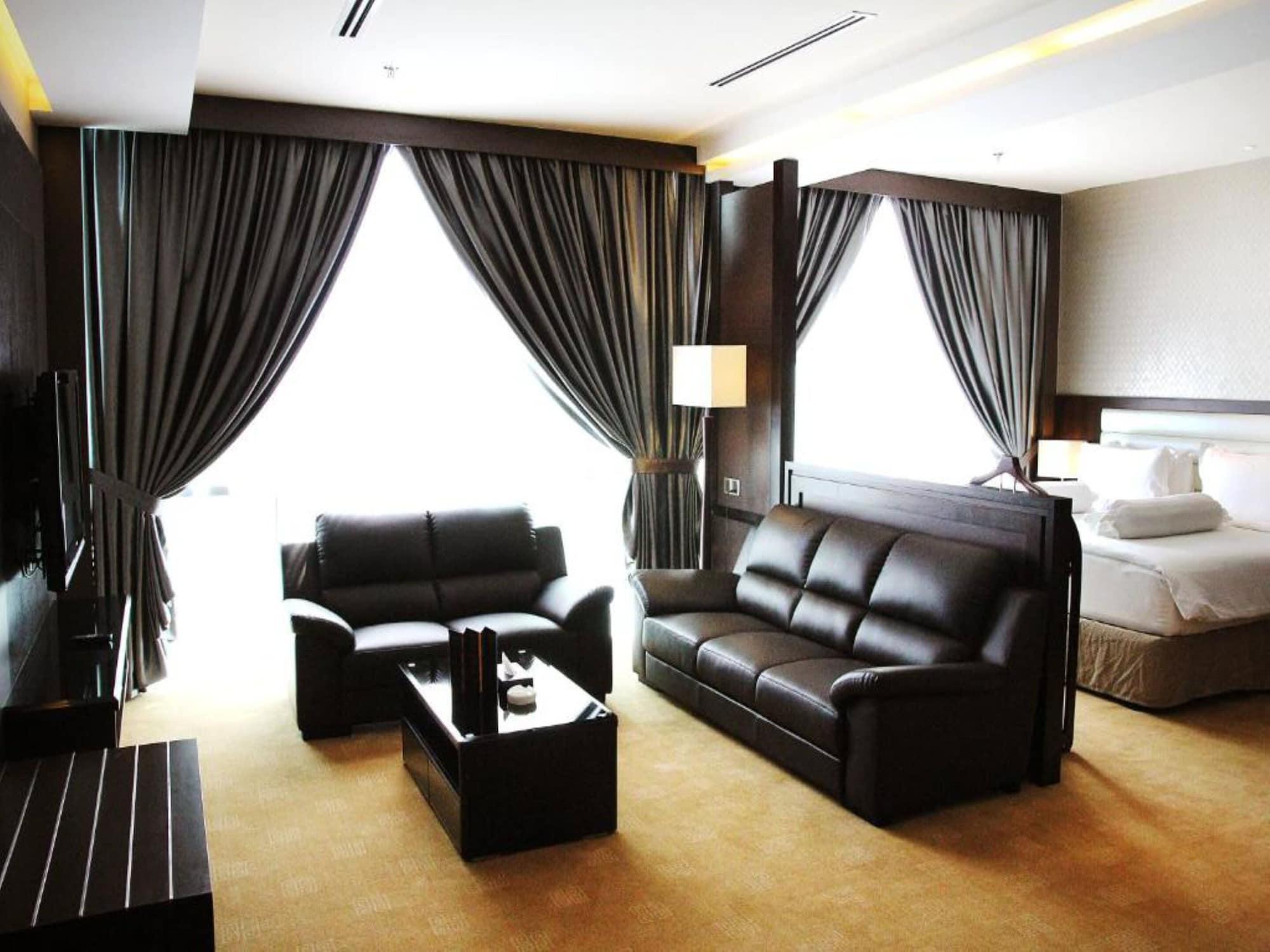 فندق ومنتجع كيه.إس.إل جوهر بهرو المظهر الخارجي الصورة A room at the hotel