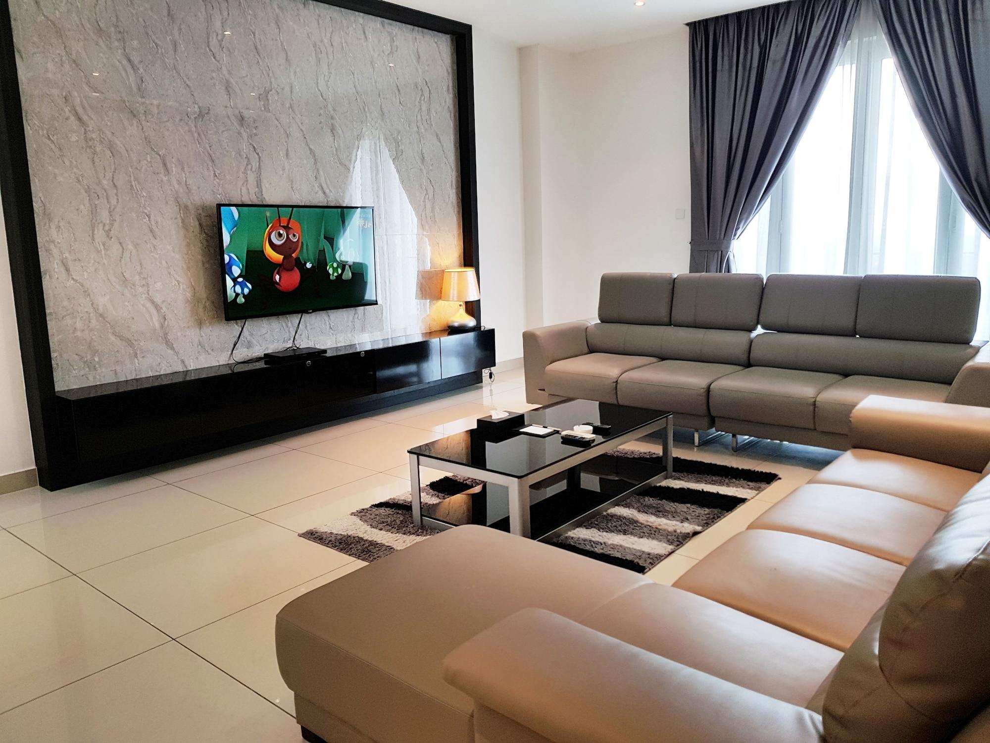 فندق ومنتجع كيه.إس.إل جوهر بهرو المظهر الخارجي الصورة Interior of a modern living room