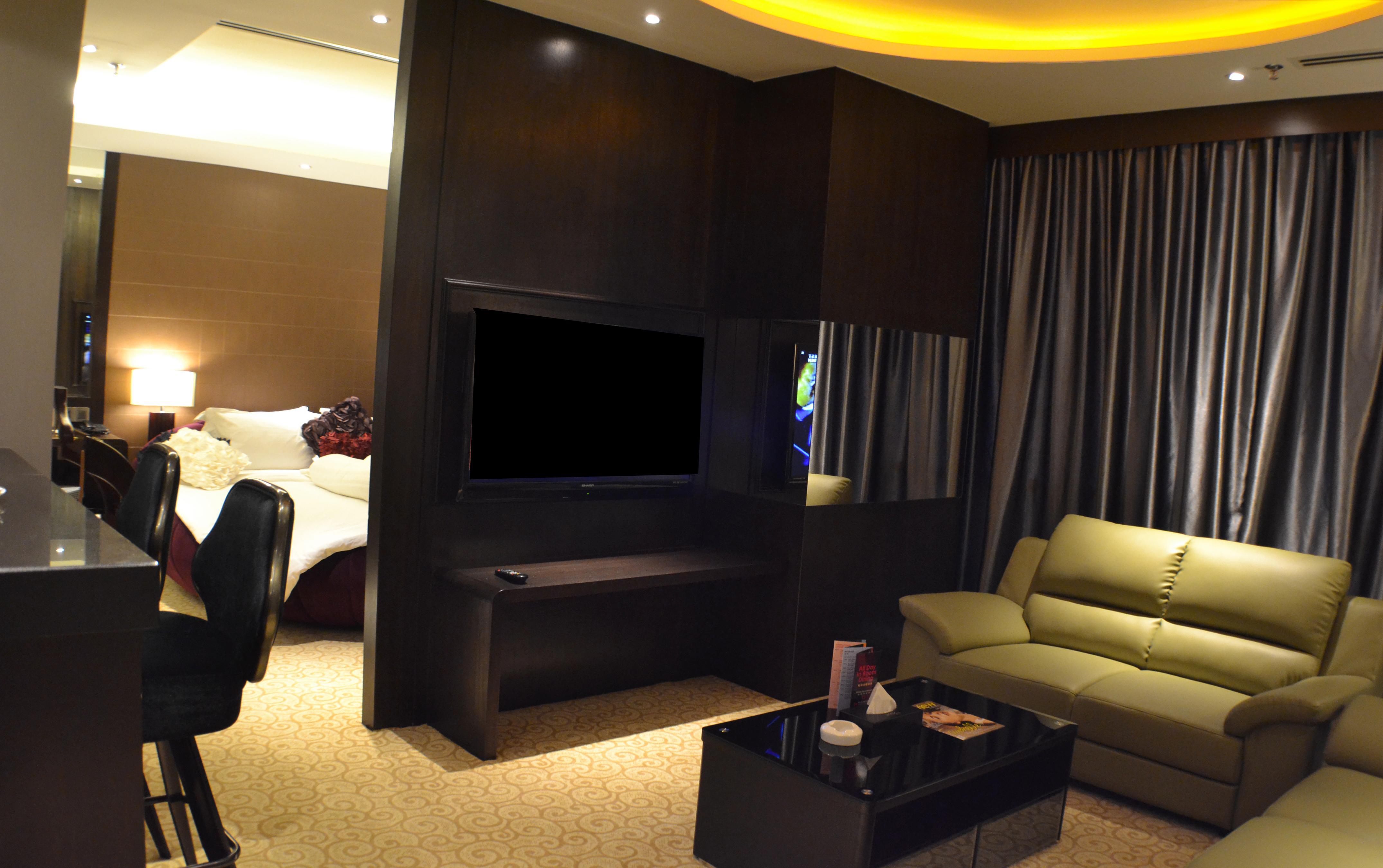 فندق ومنتجع كيه.إس.إل جوهر بهرو المظهر الخارجي الصورة A room at the hotel