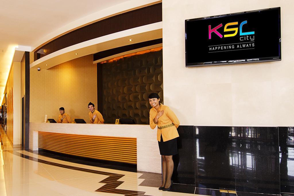 فندق ومنتجع كيه.إس.إل جوهر بهرو المظهر الخارجي الصورة Reception area